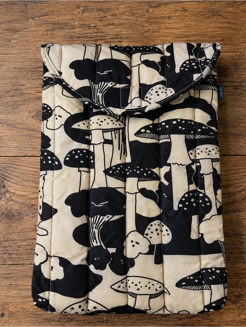 BAGGU Puffy Laptop Sleeve Black White Mushroom Print 14” Cottagecore